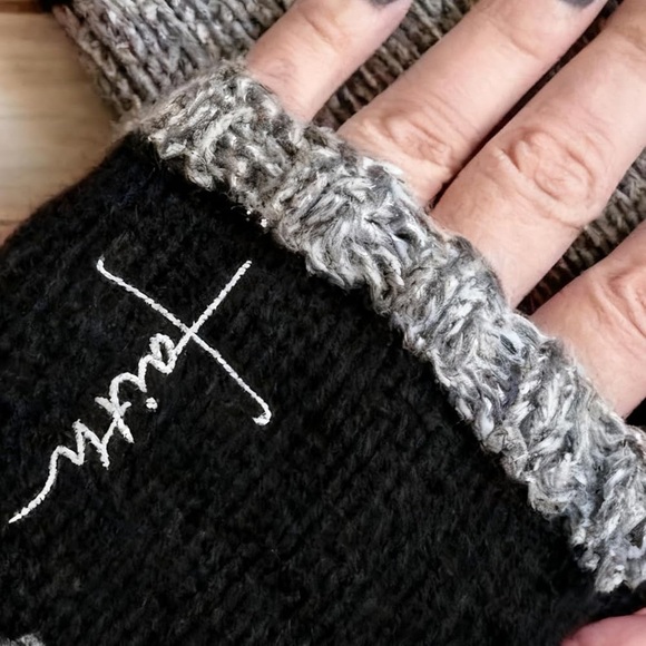 Faith Fingerless Knit Gloves - Picture 2 of 5